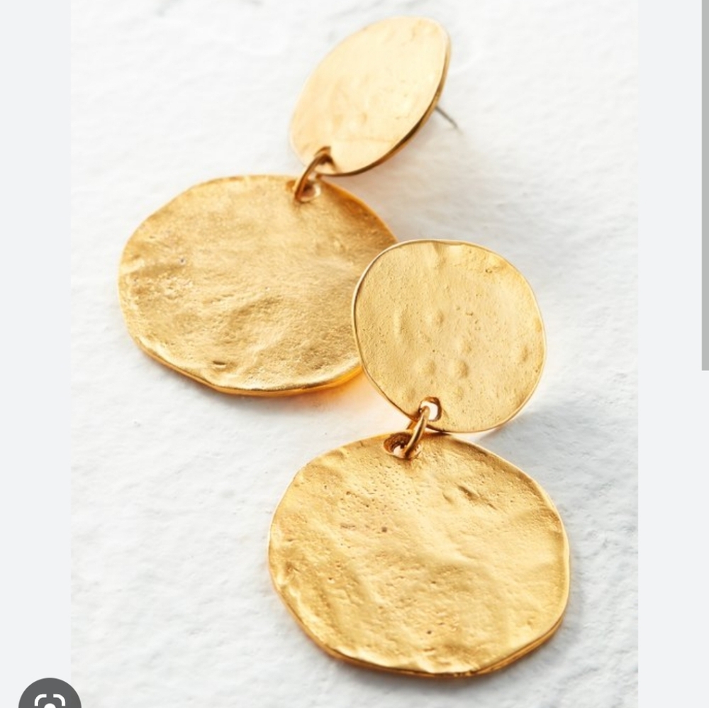 Soft Surroundings Gold Dangle Drop Earrings